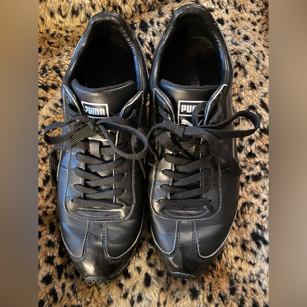 Puma black running shoes very gentle preloved size 8